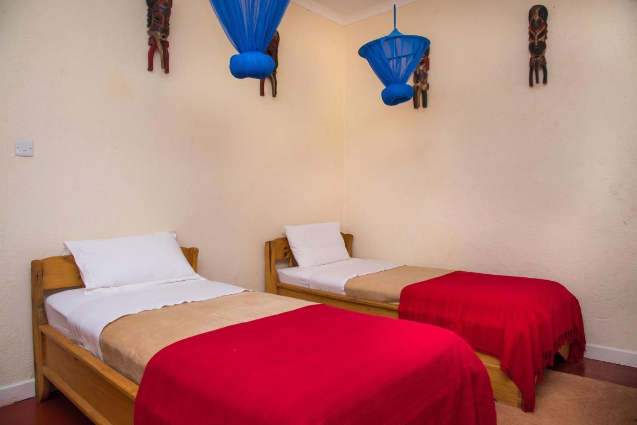 Game Haven Lodge Blantyre Esterno foto